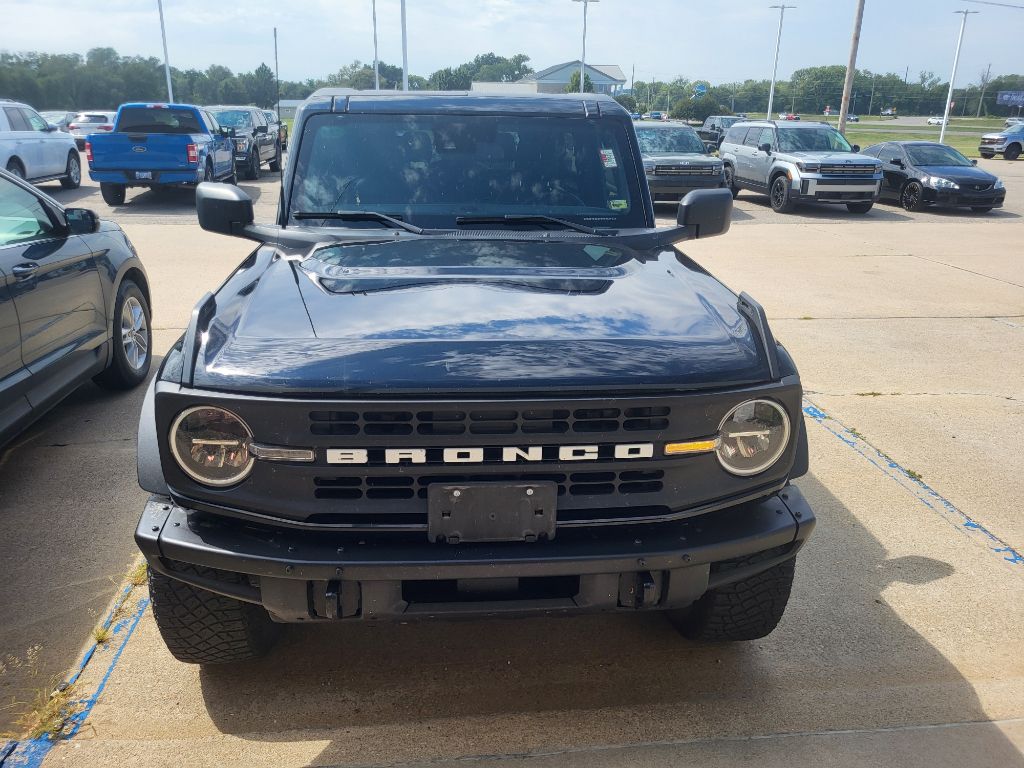 2021 Ford Bronco Black Diamond photo 4
