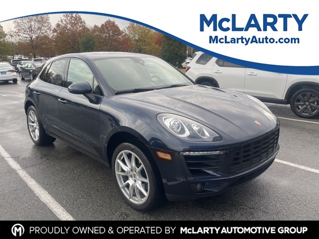 2017 Porsche Macan Base's photo