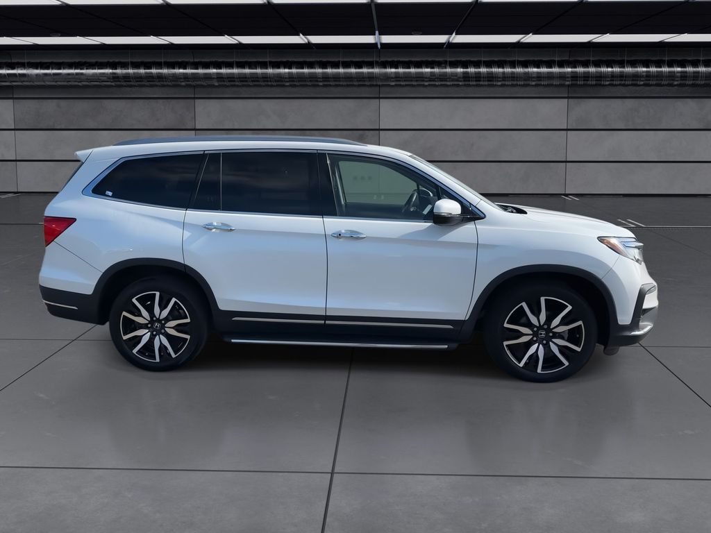 2022 Honda Pilot Touring photo 9
