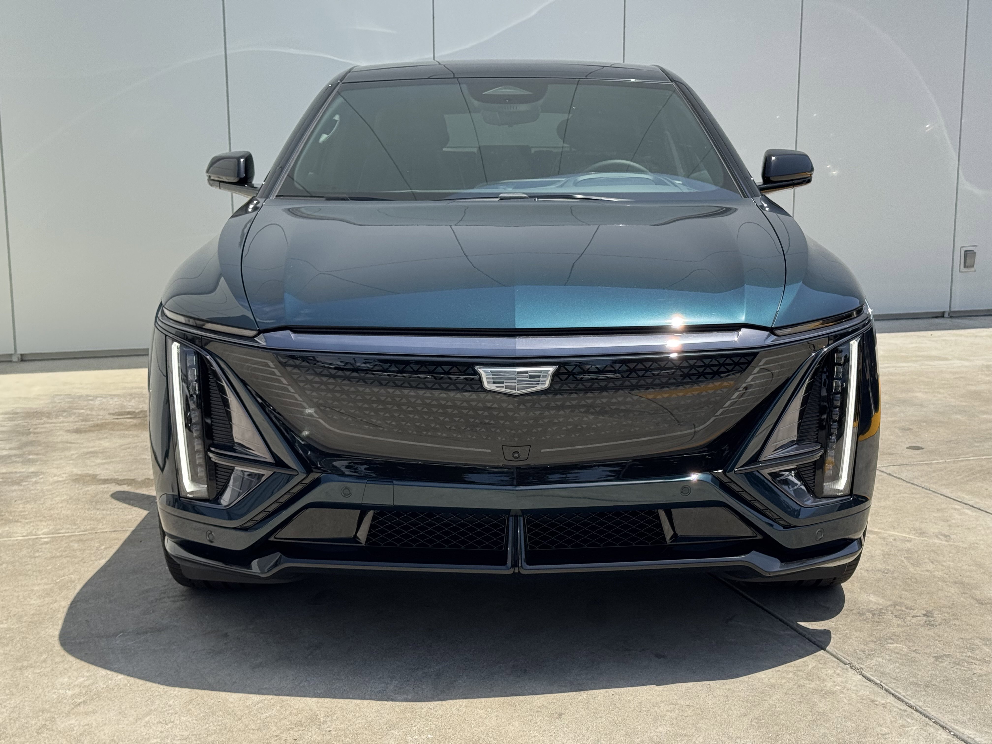 2026 Cadillac Lyriq photo 3