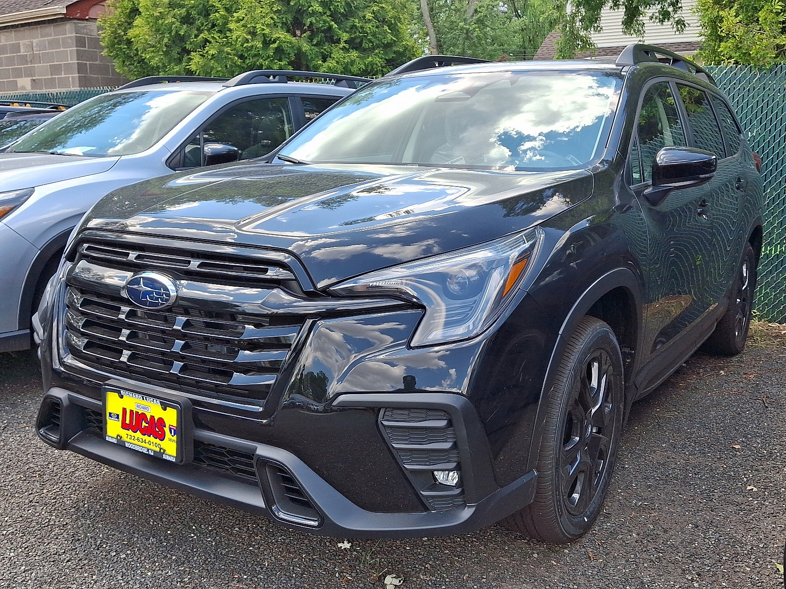 2025 Subaru Ascent Onyx Edition photo 2