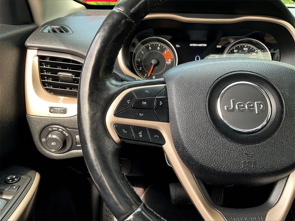 2018 Jeep Cherokee Limited photo 21