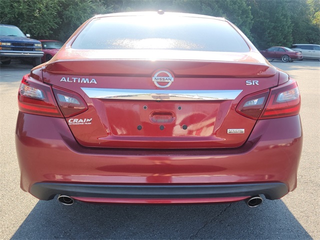 2018 Nissan Altima 2.5 SR photo 3