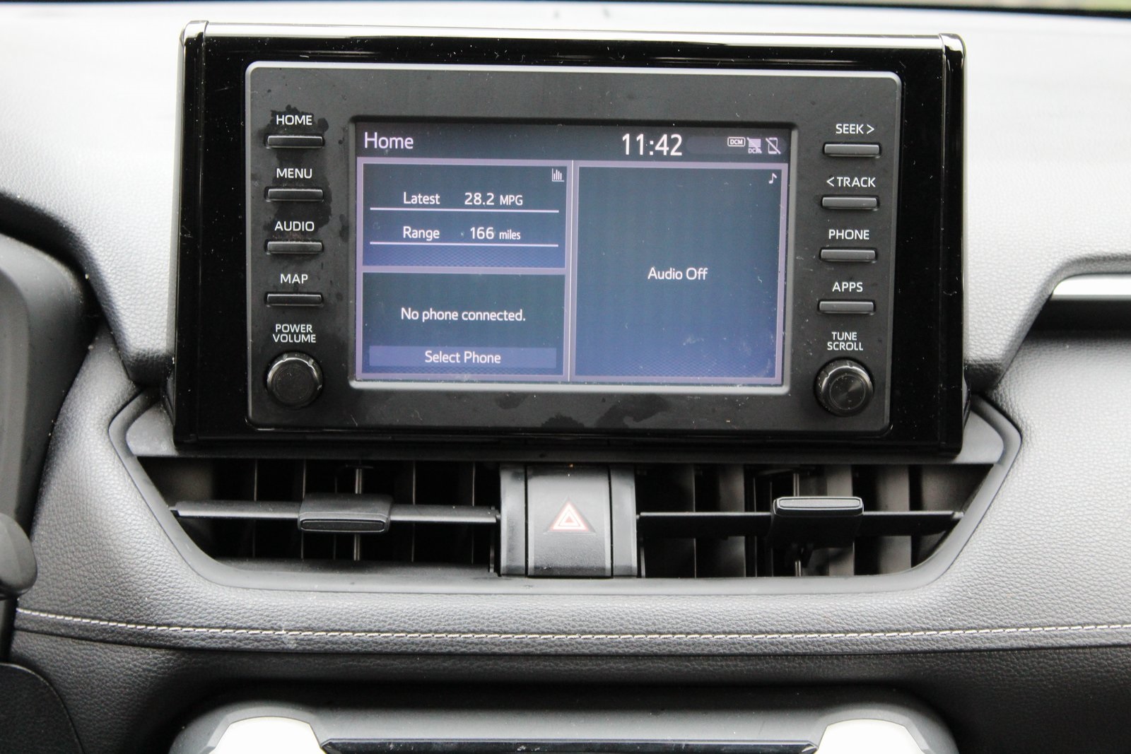 2019 Toyota RAV4 LE photo 14