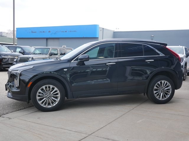 2024 Cadillac XT4 Premium Luxury photo 4
