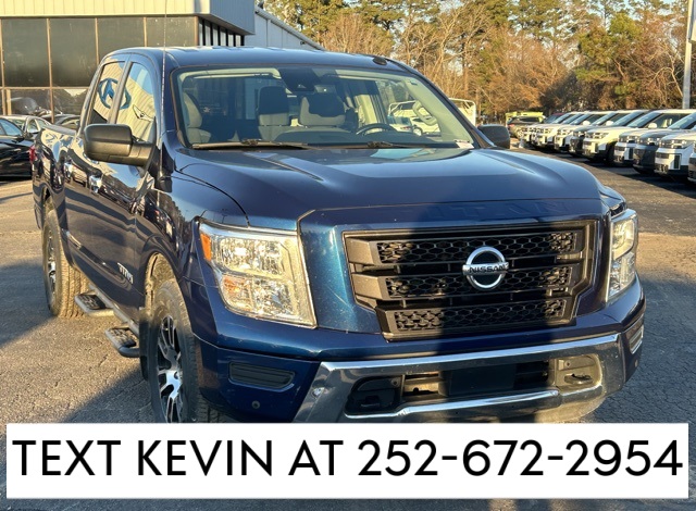 2021 Nissan Titan SV