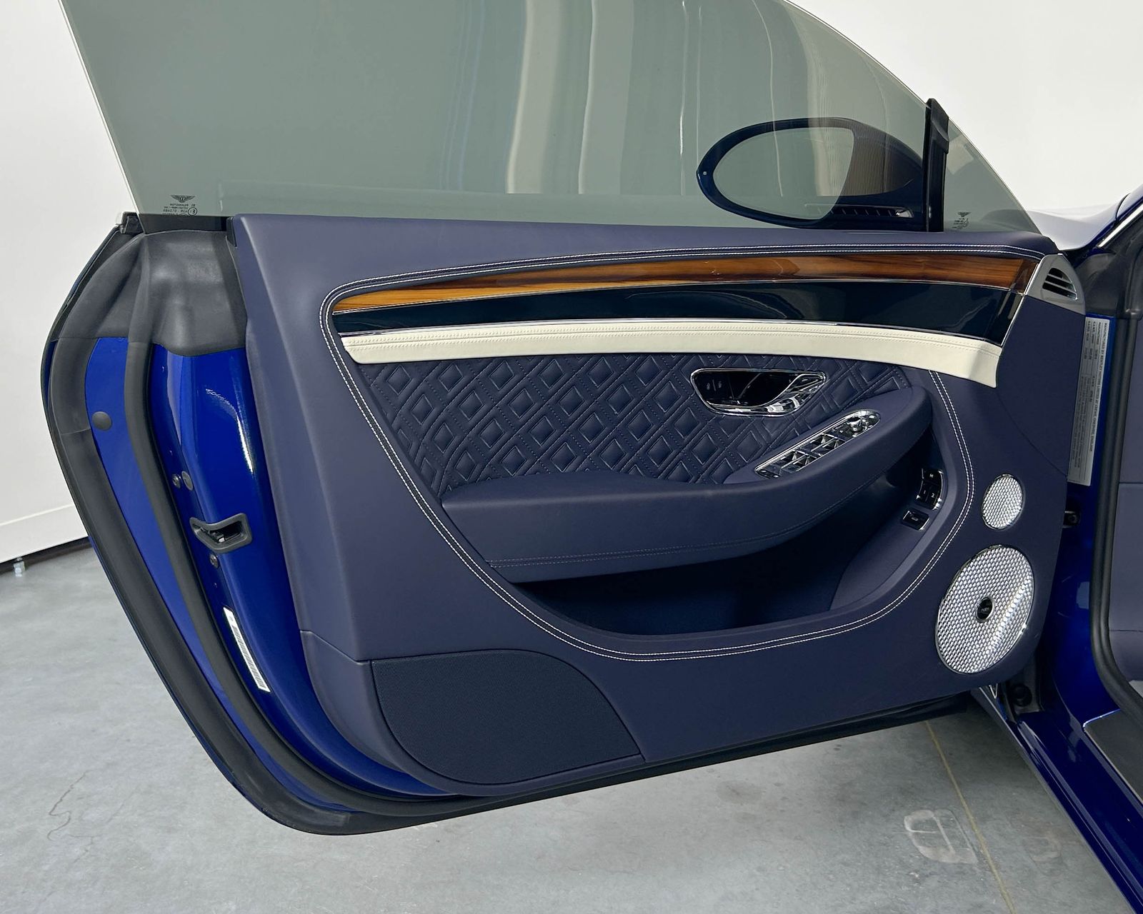2020 Bentley Continental GT W12 photo 12