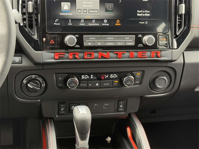 2025 Nissan Frontier Crew Cab PRO-4X photo 6