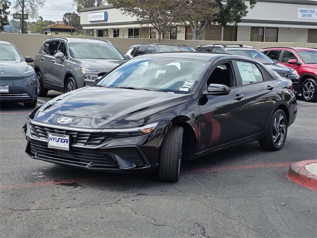 2025 Hyundai Elantra Hybrid SEL Sport photo 3