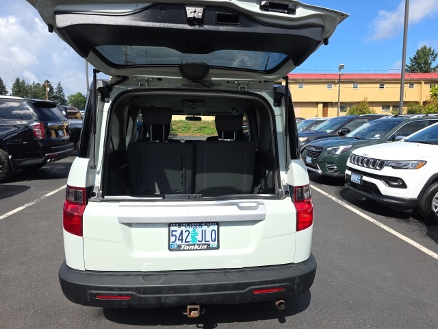 2011 Honda Element EX photo 23