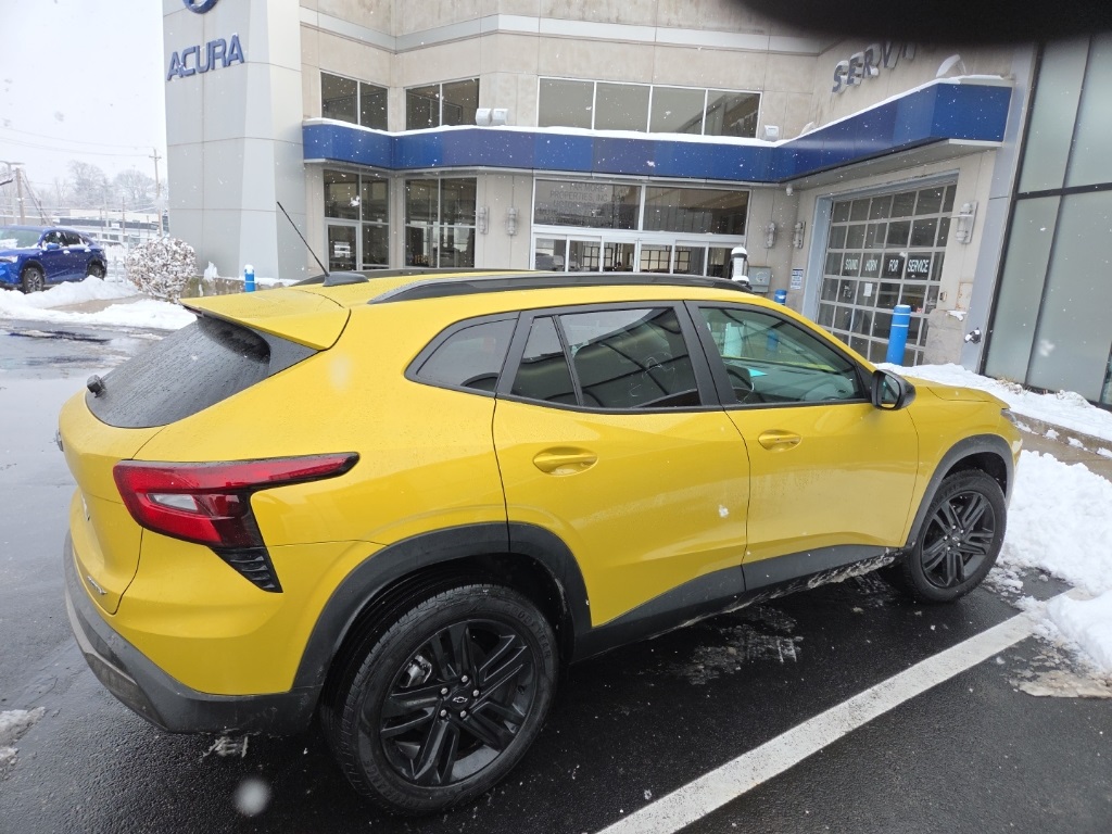 2024 Chevrolet Trax ACTIV photo 3