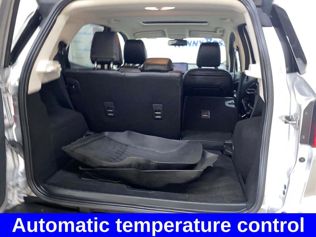 2019 Ford EcoSport SES photo 11