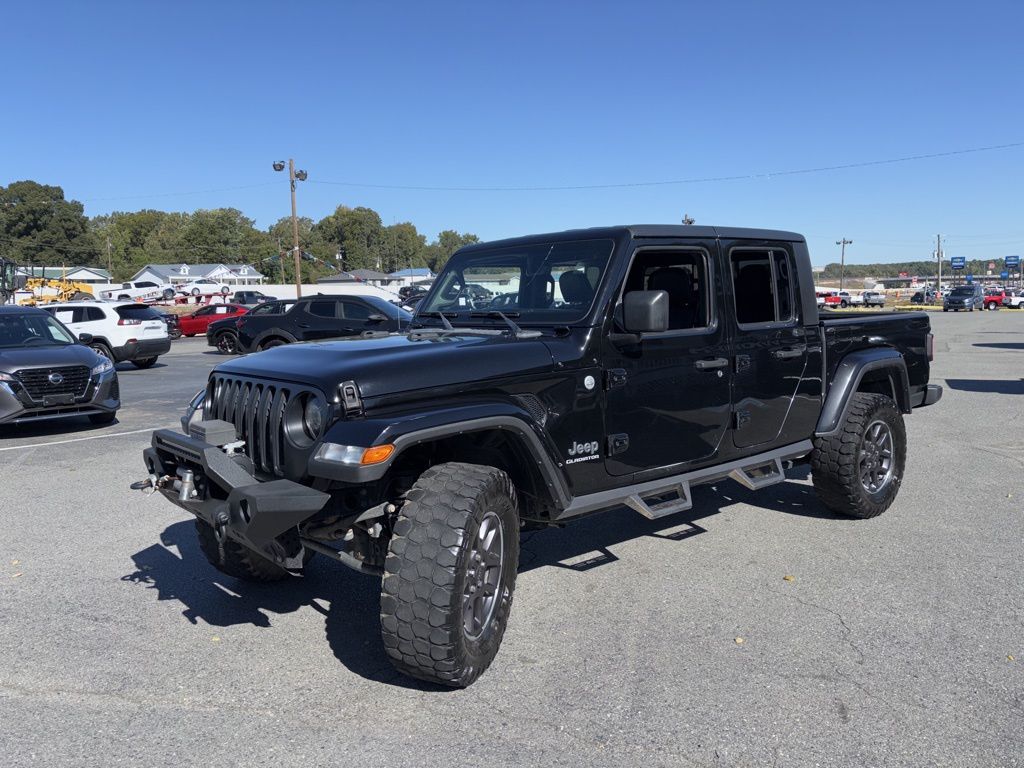 Used 2021 Jeep Gladiator Overland with VIN 1C6HJTFG2ML567019 for sale in Little Rock