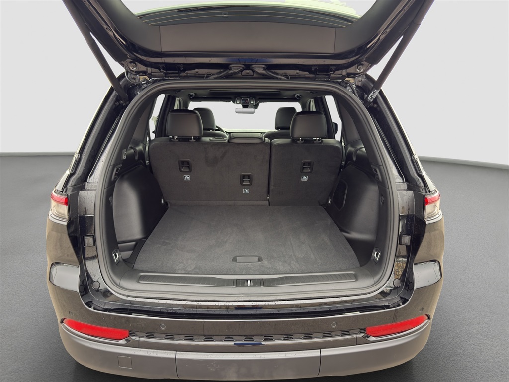 2025 Jeep Grand Cherokee Limited photo 20