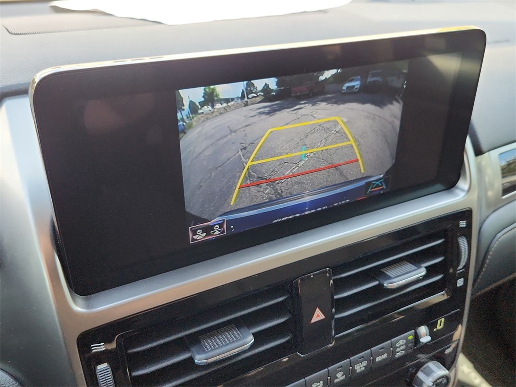 2023 Lexus GX Premium photo 17