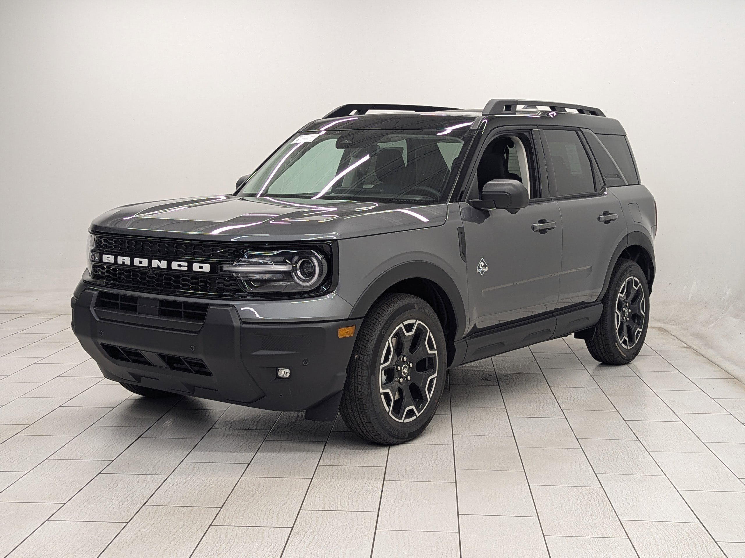 2025 Ford Bronco Sport Outer Banks photo 3