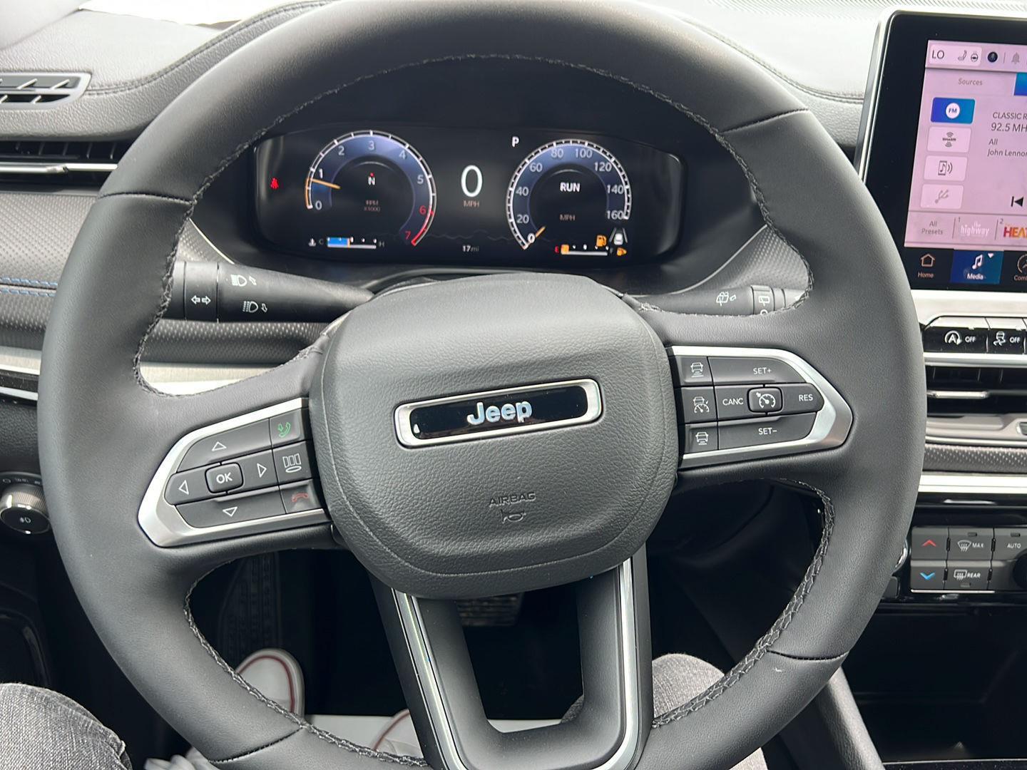2025 Jeep Compass Limited photo 12