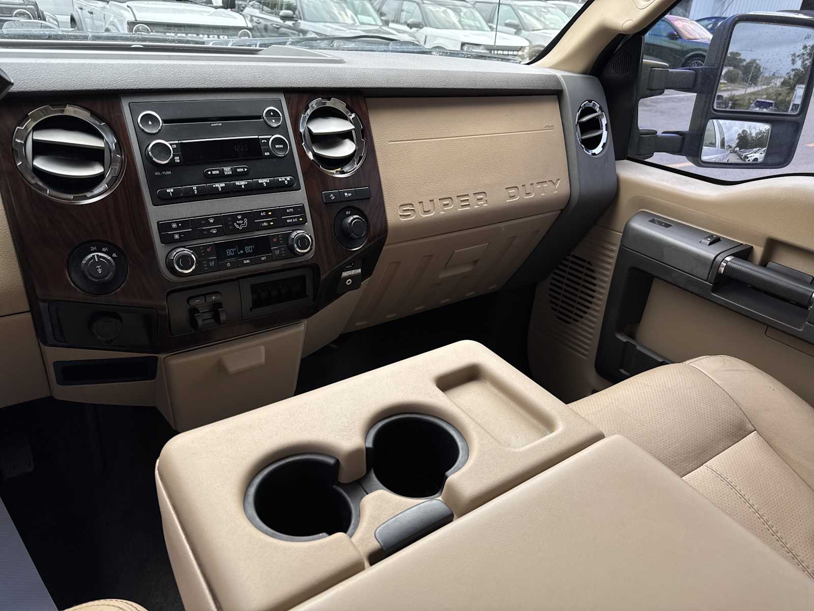 2012 Ford F-350 Lariat photo 25