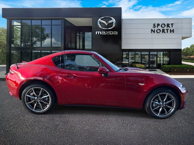2022 Mazda MX-5 Miata RF Miata Grand Touring photo 2