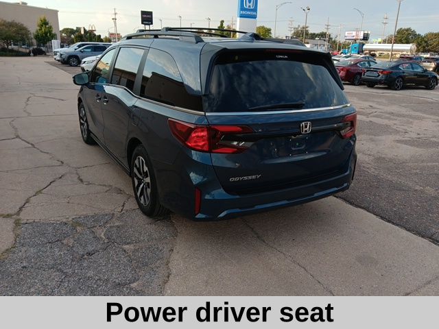 2026 Honda Odyssey EX-L photo 3
