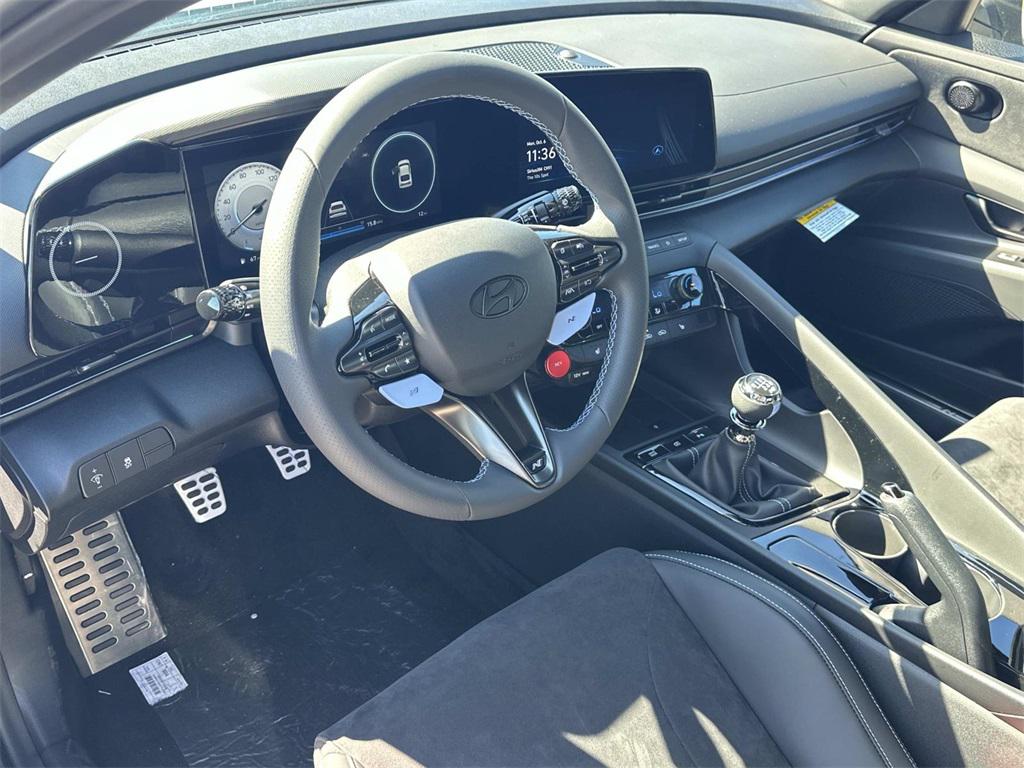 2025 Hyundai Elantra N photo 2