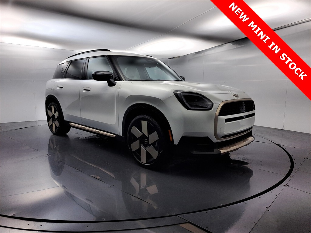 2026 MINI Countryman S's photo