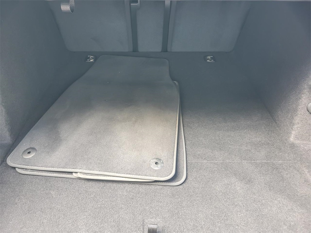 2023 AUDI E-TRON GT - Image 19