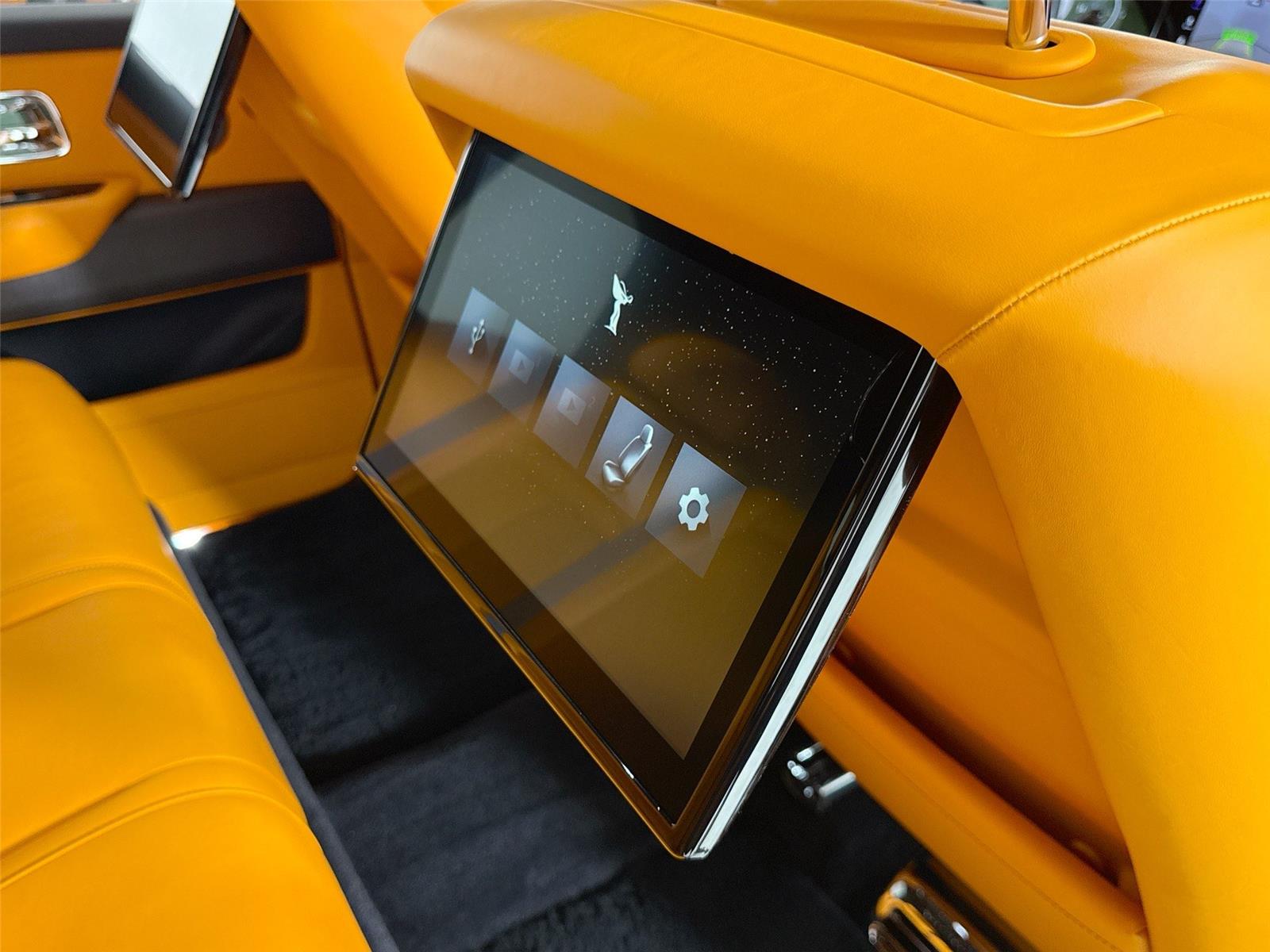 2025 Rolls Royce Cullinan RR photo 29