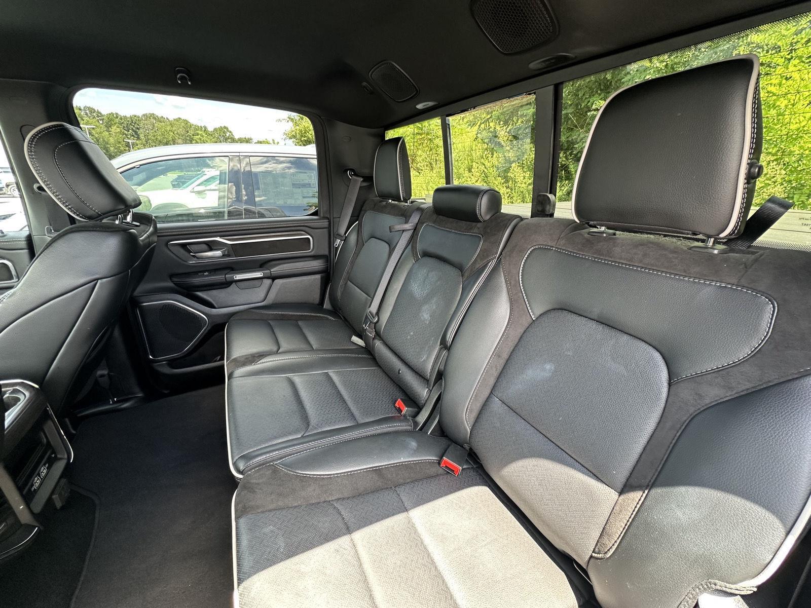 2025 Ram 1500 Laramie photo 12