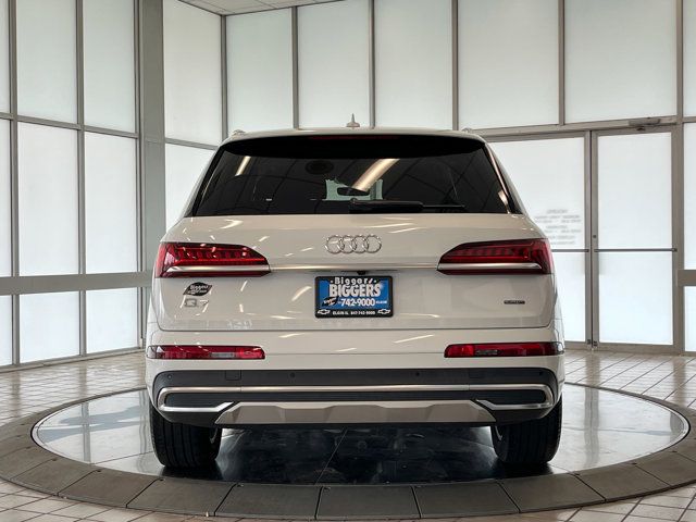 2022 Audi Q7 55 Premium photo 7