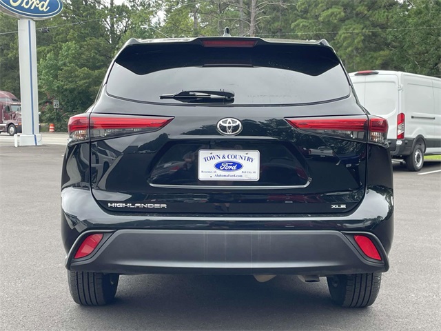 2023 Toyota Highlander L photo 26