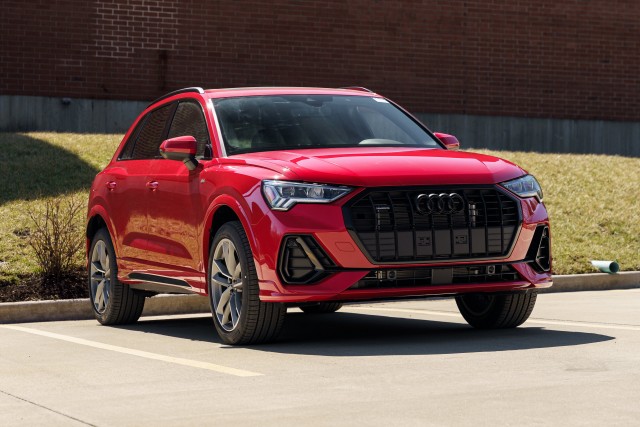 2025 Audi Q3 S line Premium