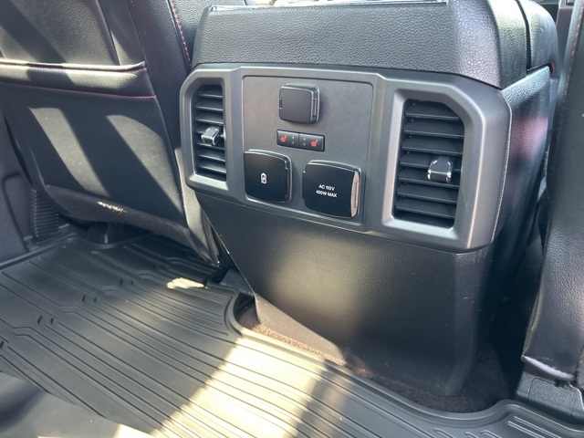 2018 Ford F-150 Lariat photo 14