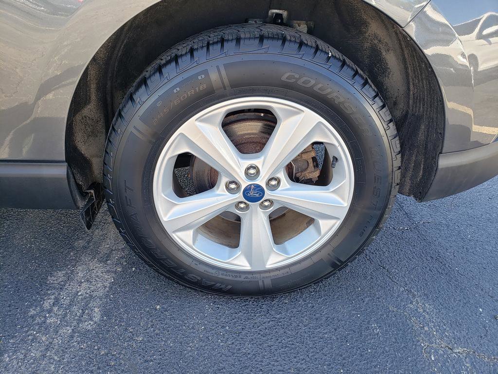 2019 Ford Edge SE photo 26