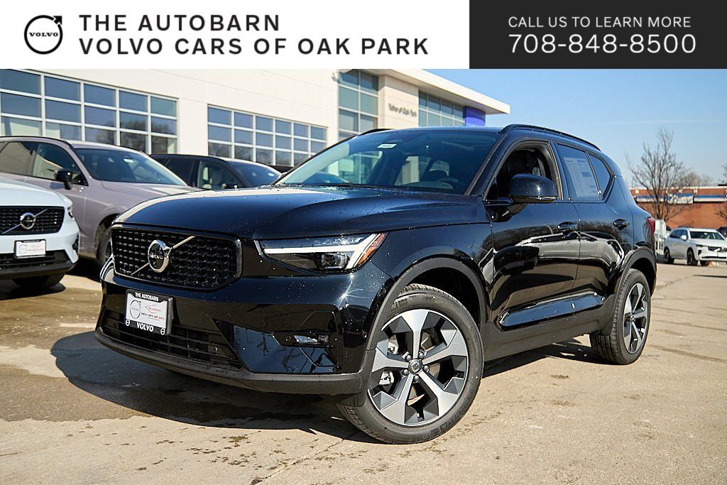 2026 VOLVO XC40 - Image 28