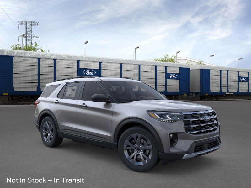 2026 Ford Explorer Active's photo