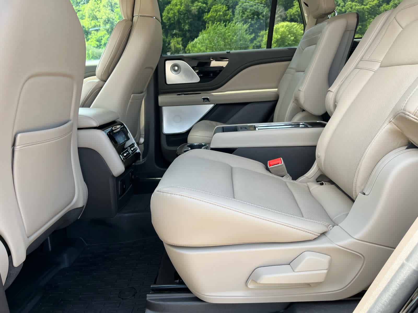 2022 Lincoln Aviator Reserve photo 14