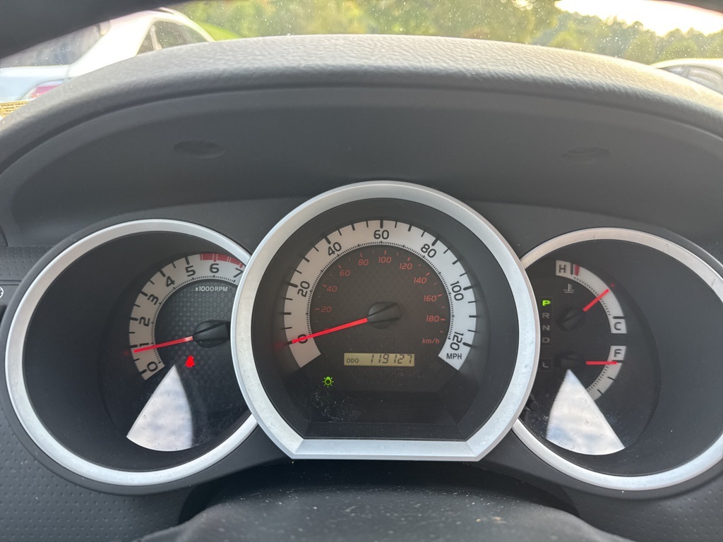 2015 Toyota Tacoma PreRunner V6 photo 8