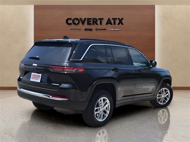 2025 Jeep Grand Cherokee Laredo X photo 4