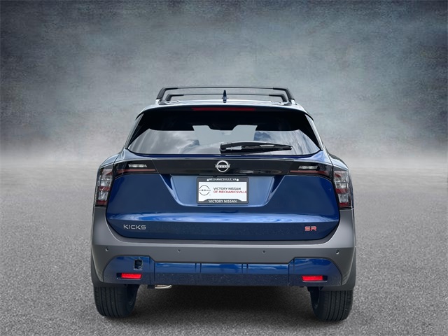 2025 Nissan Kicks SR photo 2