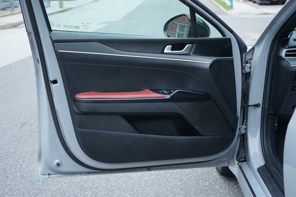 2021 Kia K5 GT-Line photo 4