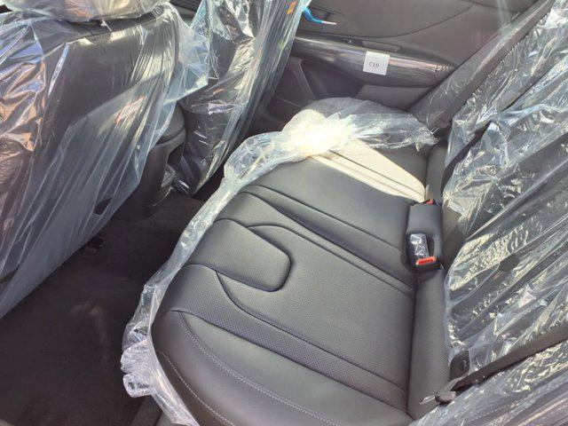 2025 Hyundai Elantra Limited photo 11