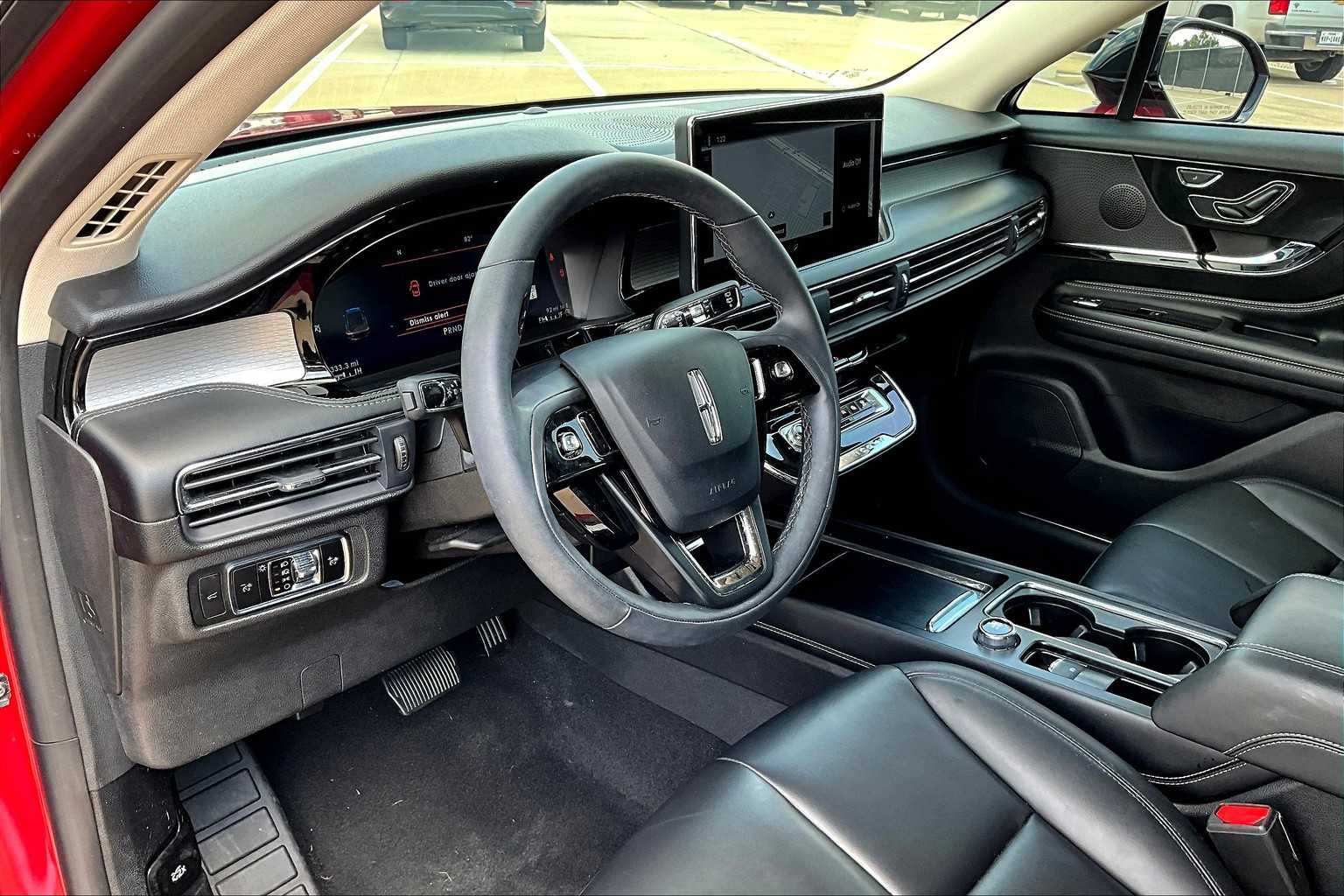2024 Lincoln Corsair Premiere photo 15