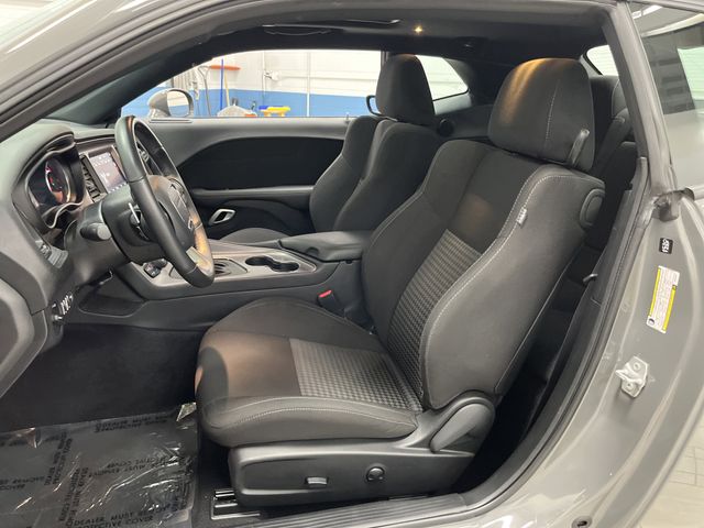 2023 Dodge Challenger R/T photo 4