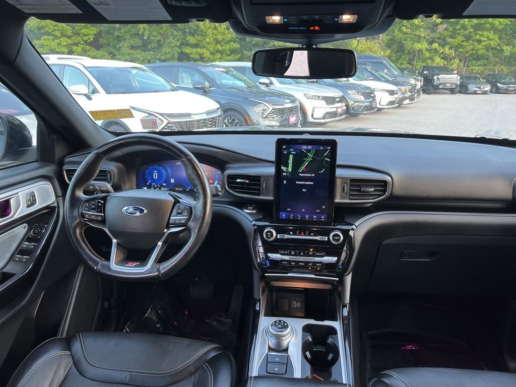 2022 Ford Explorer ST photo 26
