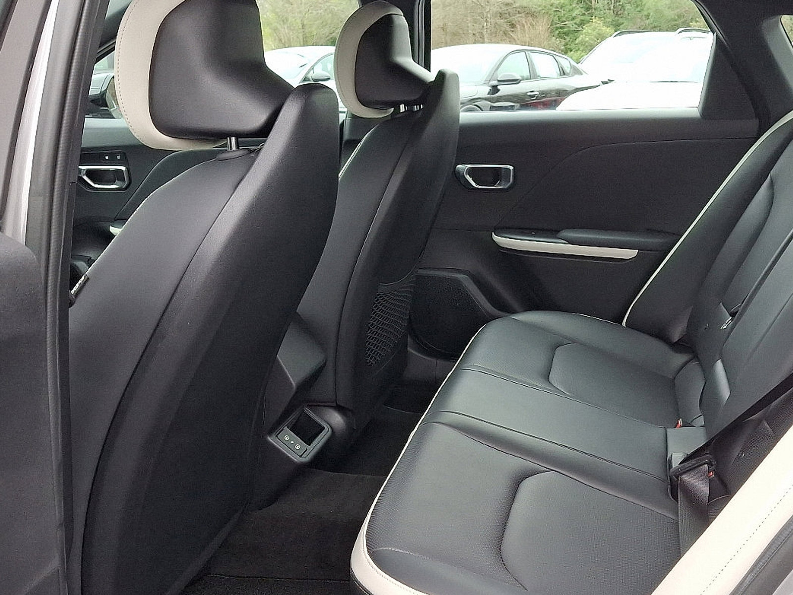 2025 Kia K4 GT-Line photo 5