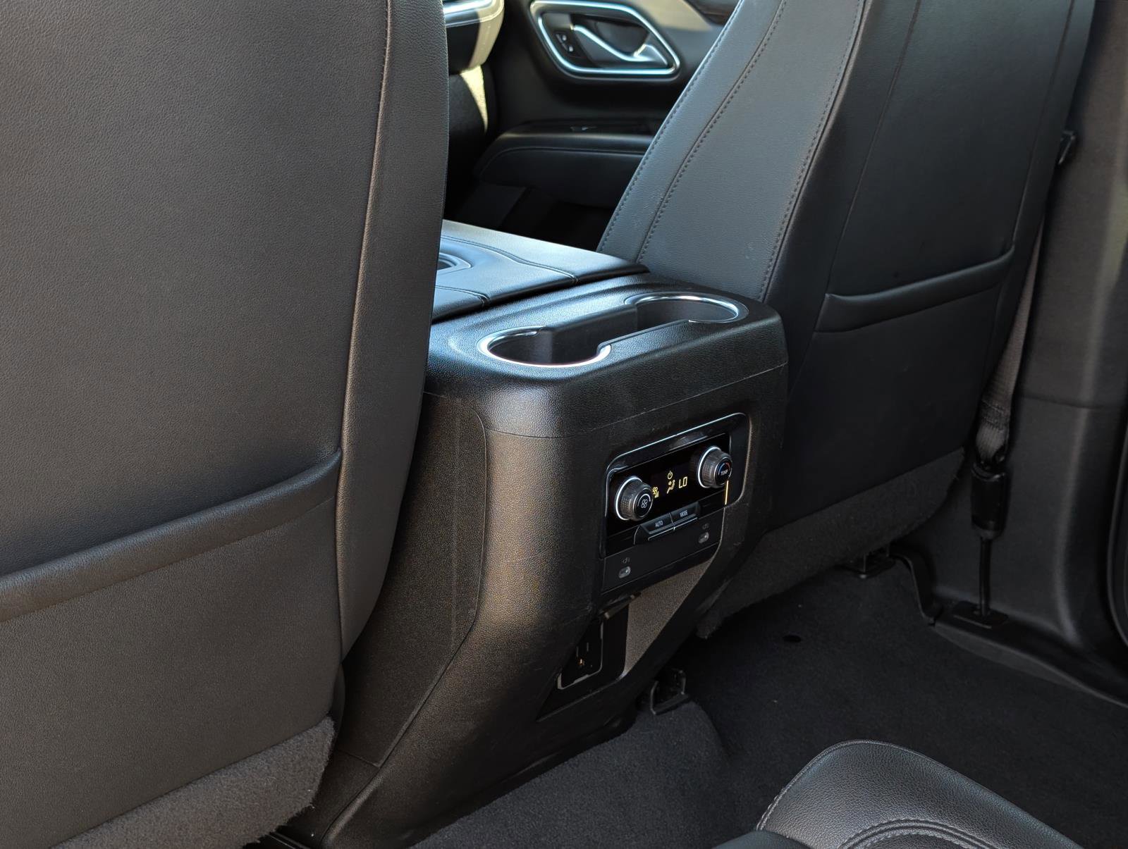 2022 Chevrolet Tahoe Z71 photo 28