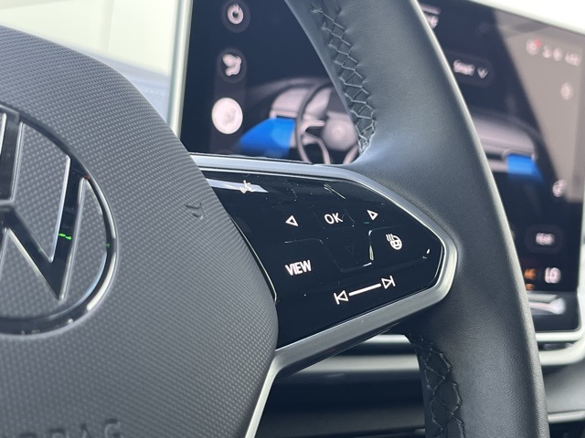 2025 Volkswagen ID.4 Pro Plus photo 34