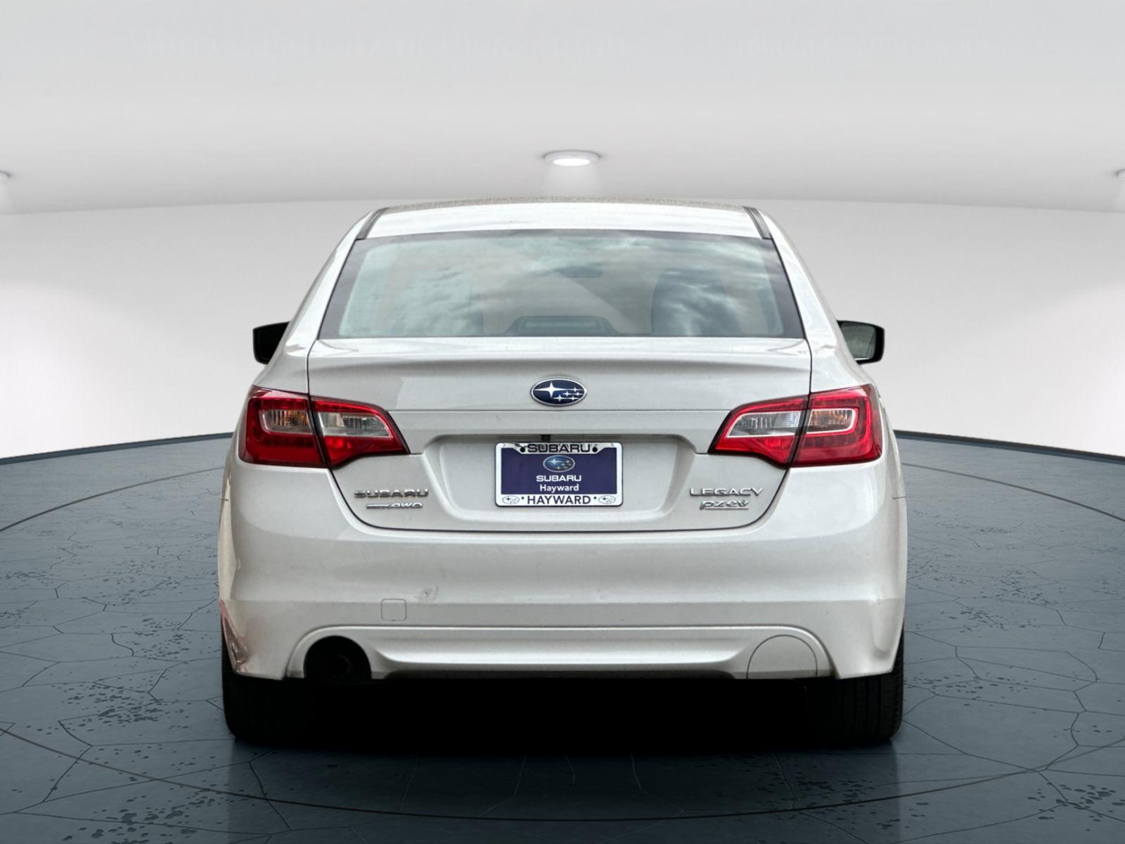 2017 Subaru Legacy 2.5i photo 4