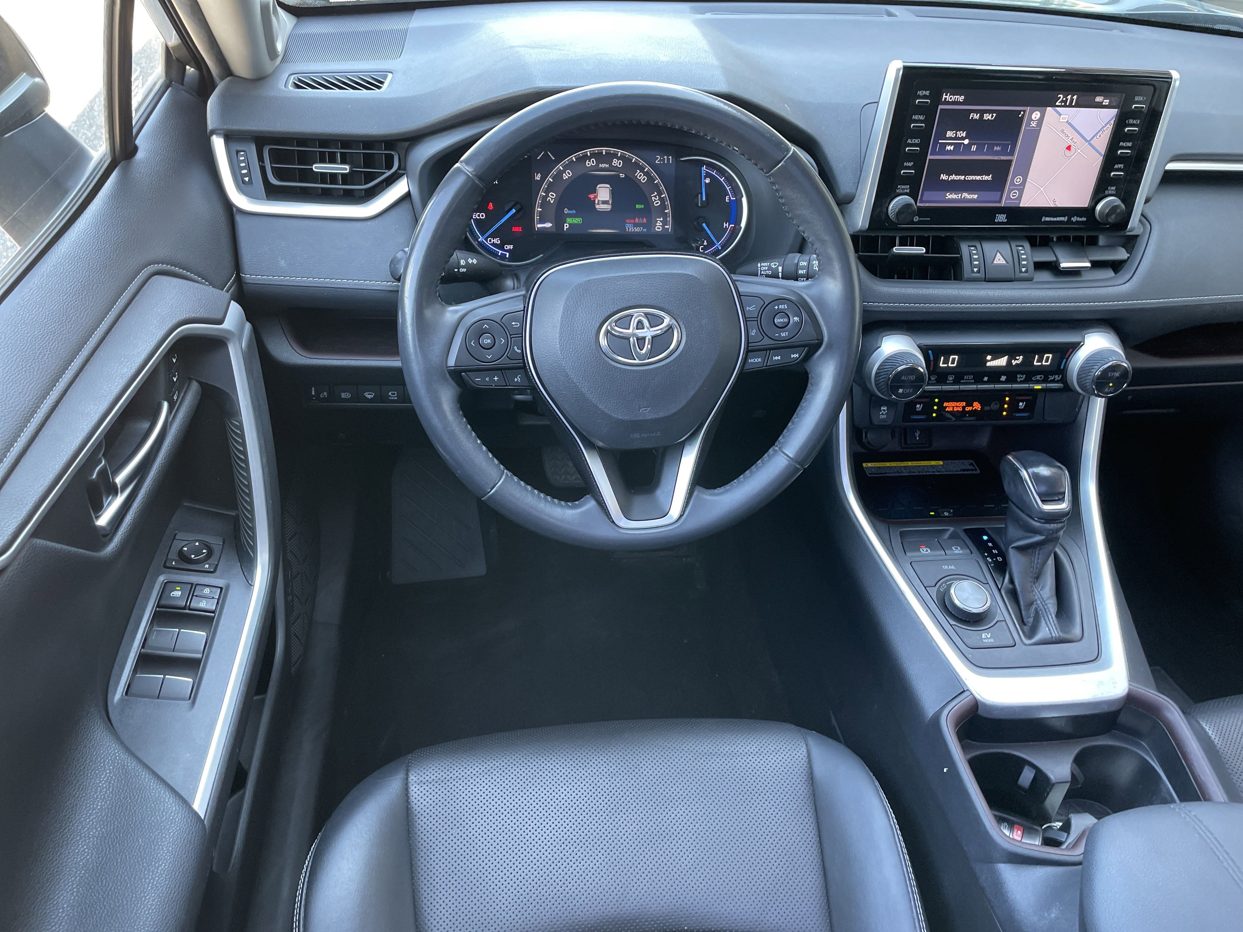 2020 Toyota RAV4 Hybrid Limited photo 2